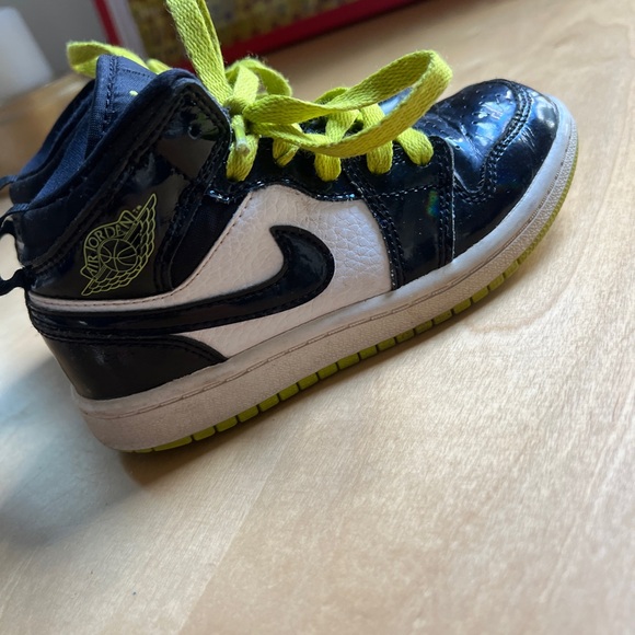 Jordan 1 - Picture 3 of 6